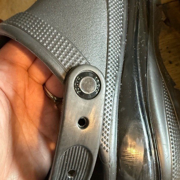 CROCS Classic Mega Crush Platform Clog - Picture 6 of 8